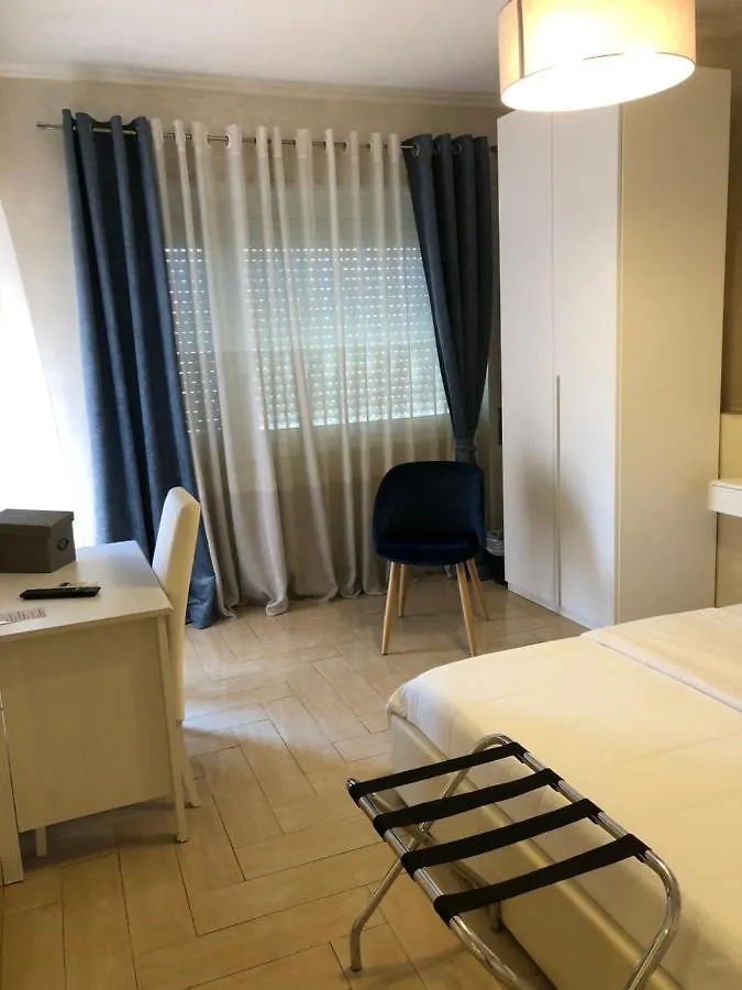 Isabel Hotel Roma 0*,